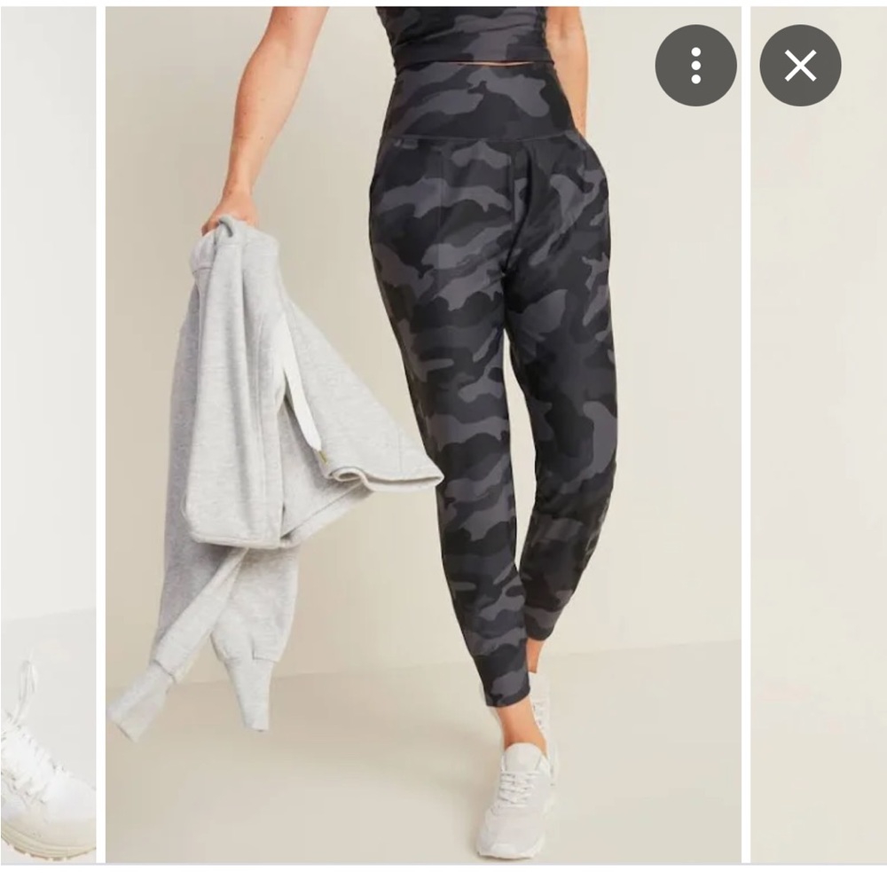 Old Navy 7/8 Powersoft Joggers